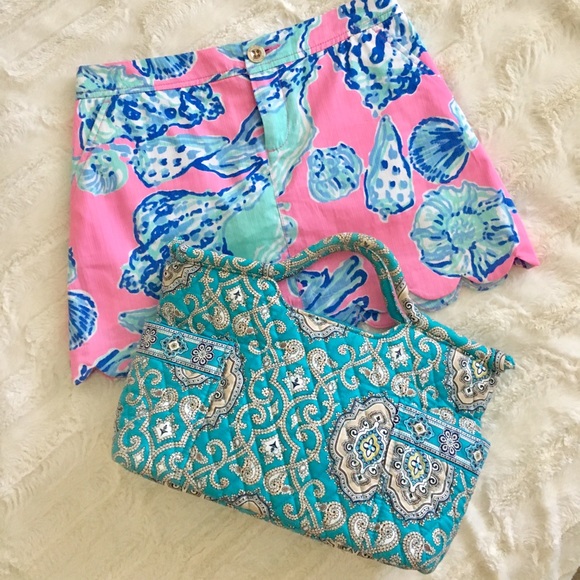 Vera Bradley Handbags - Vera Bradley Blue Paisley Purse